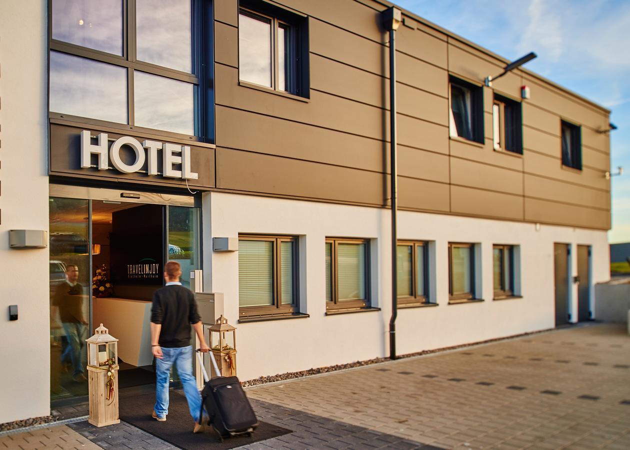 Travelinjoy Hotel Rietheim-Weilheim Buitenkant foto